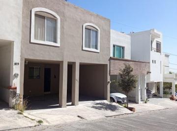 Casa de 3 habitaciones, Santa Catarina · Casa en Renta en Pedregal de La Huasteca, 3 Recamaras, 2.5 Baños, Patio