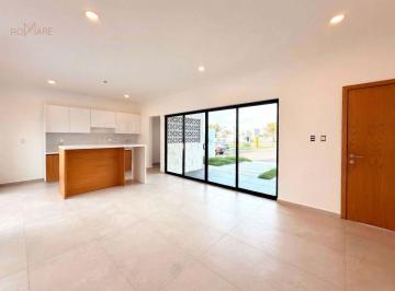 Casa · 112m² · 3 Recámaras · 2 Estacionamientos · Casa 3 Recámaras | Jardín