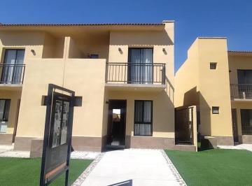 Casa · 102m² · 3 Recámaras · 2 Estacionamientos · Casas en Venta en Villa Austriana, Al Sur de La Ciudad de León