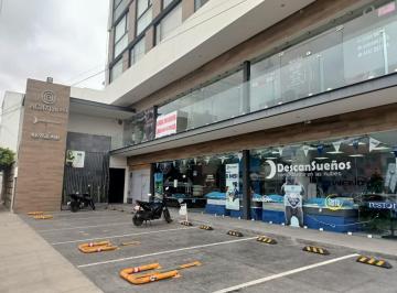 Local comercial · 71m² · 2 Estacionamientos · Local Comercial en Planta Alta. en Zona de Barrio de Tequis, Sobre Av Transitada