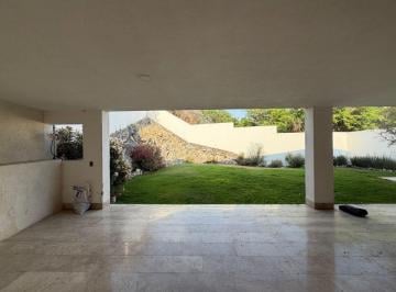 Casa en condominio de 3 habitaciones, Querétaro · Juriquilla Casa en Renta con Jardín en Villas del Mesón