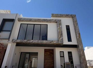 cdce489e3329e59ae7bf99ada71fc558c7c4e584330359a2cc4126f4dba9bdfc · Casa en Venta Solares