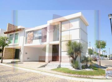 1 · Renta de Casa en Lomas de Angelopolis, en Parque Durango
