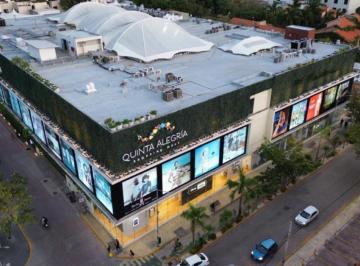 Local comercial · 217m² · Local Playa del Carmen 5ta Av con 12