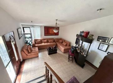 e9c1e61898b016cde7b173cc419a31a69a46e650a86291694562e2a5c6b4bb49 · Casa en Venta, Valle Dorado, Residencial El Dorado, Tlalnepantla