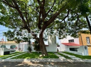 Casa · 158m² · 3 Recámaras · 3 Estacionamientos · Casa en Venta en Lomas de Cocoyoc - (4)