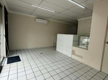 Local comercial · 48m² · Local en Renta, en Colonia Industrial de 48 m², Excelente Zona Para Oficina, Consultorio Medico, S