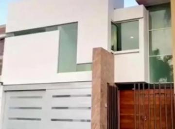 1 · Casa en Renta en Fraccionamiento Chapulco. Muy Cerca del Colegio Esparza