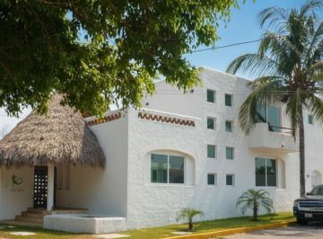 Casa · 320m² · 3 Recámaras · 2 Estacionamientos · Casa Venta Rincon del Conchal Alberca 3 Recamaras