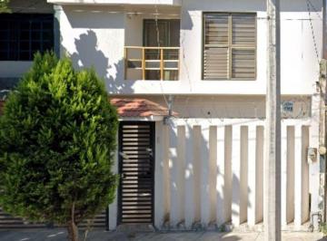 Casa de 3 habitaciones, Guadalajara · Venta de Casa en Guadalajara Jalisco Colonia Monumental