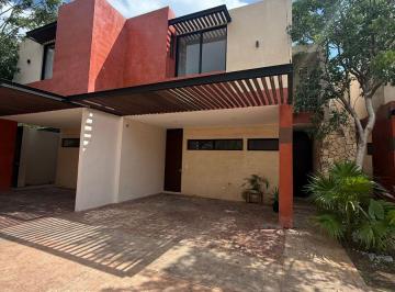 Casa de 2 habitaciones, Mérida · Casa de 2 Recámaras, Piscina, Equipada, Sin Amueblar, en Privada.