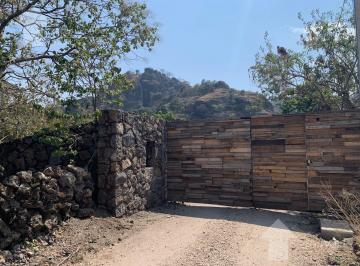 Terreno / Lote · 1048m² · Terreno en Venta en Privada con Seguridad en Tepoztlán Morelos con Vista Panorámica