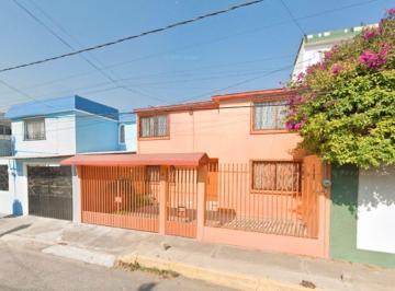 Casa de 4 habitaciones, Ecatepec de Morelos · Casa en Venta en Fraccionamiento Bosques de Ecatepec, Ecatepec de Morelos, Edo. Mex.