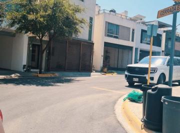 Casa de 3 habitaciones, Monterrey · Casa Amueblada en Cerrada de Cumbres Sec. Verona 35,000