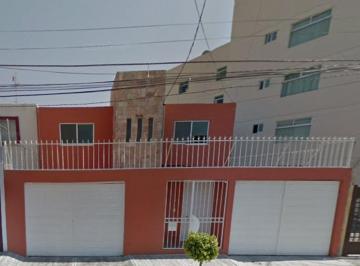 Casa de 5 habitaciones, Puebla · Casa en Venta en Los Pilares Puebla Puebla