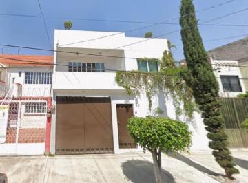 Casa de 4 habitaciones, Iztapalapa · Casa en Venta en Gral. Heriberto Jara #72