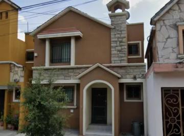 Casa de 4 habitaciones, San Nicolás de los Garza · Casa en Venta en Hacienda de Los Morales San Nicolás de Los Garza Nuevo León
