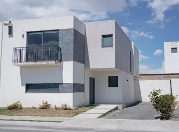 Casa en condominio de 3 habitaciones, Calimaya · Venta Casa Villas del Campo II, Calimaya