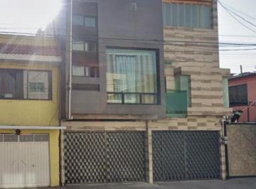 Casa de 4 habitaciones, Venustiano Carranza · Casa Cerca de Hospital Pediátrico Moctezuma Tm