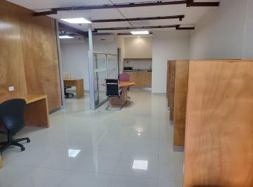 Local comercial · 47m² · Local en Renta de 47 m² en Zona Tec, Monterrey.