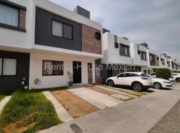 Casa en condominio de 3 habitaciones, El Marqués · Zakia, Casa en Renta de 3 Recámaras
