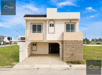 Casa · 227m² · 3 Recámaras · 2 Estacionamientos · Punto Lomas Residencial, Riviera Veracruzana, Alvarado, Veracruz