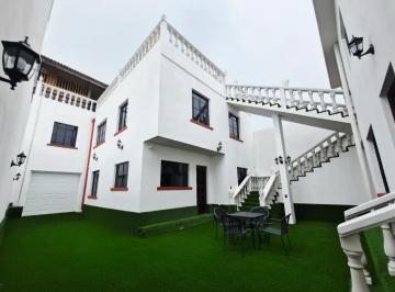 1 · Casa Comercial en Venta en Monterrey Centro