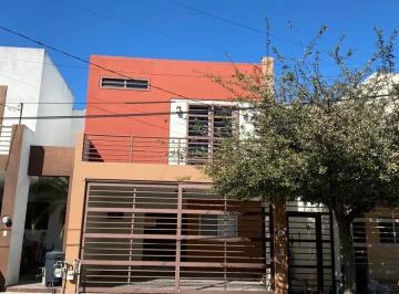 1 · Casa en Renta con 3 Recámaras en Bosques de Lindavista, San Nicolás de Los Garza