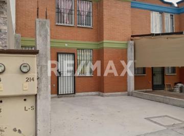 Casa · 91m² · 3 Recámaras · 2 Estacionamientos · Casa en Venta - (4)