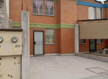 Casa · 91m² · 3 Recámaras · 2 Estacionamientos · Casa en Venta - (4)