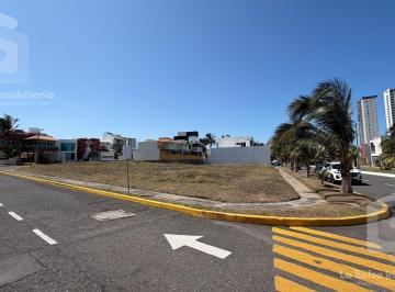 Terreno / Lote · 1497m² · Terreno en Esquina en Playas del Conchal