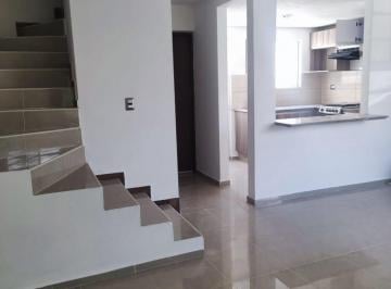 Casa de 4 habitaciones, Querétaro · Casa de 2 Pisos en Renta en Residencial Gema, Av Tlacote