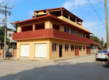 Edificio de 8 habitaciones, Cihuatlán · 4 Departamentos, Local Comercial y Terraza en Playa