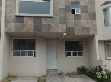 Casa de 3 habitaciones, Naucalpan de Juárez · Excelente Casa en Renta Amplia Luminosa y Nueva Para Estrenar!