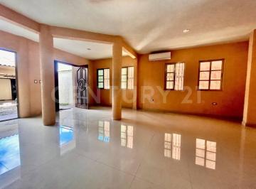 Casa · 239m² · 3 Recámaras · 4 Estacionamientos · Casa en Venta Oportunidad | Fracc. Panaquire Sm 514 | Av Las Torres