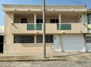 Casa · 242m² · 4 Recámaras · 1 Estacionamiento · Casa Venta 2 Plantas, 4 Habitaciones, Totalmente Equipada, en Boca del Rio, Ver4