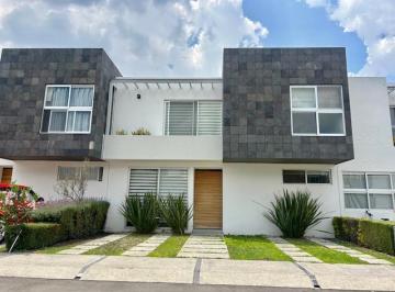 Casa · 203m² · 3 Recámaras · 2 Estacionamientos · Venta o Renta de Casa Condominio "Vive Ii" con Cuarto de Servicio Juriquilla Queretaro