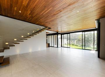 Casa en condominio de 4 habitaciones, Querétaro · Casa con Gran Vista y Excelentes Acabados en Altozano