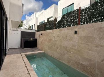 Casa de 4 habitaciones, Benito Juárez · Casa con 4 Recámaras en Renta en Aqua Residencial, 180 m² Superficie de Terreno