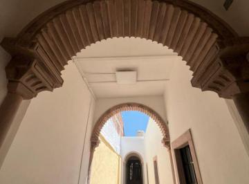 Casa de 8 habitaciones, León · Renta de Casa en El Centro Para Oficinas