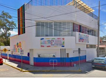Local comercial , San Luis Potosí · Inmueble Apto Para Consultorios, Oficinas, Escuelas.