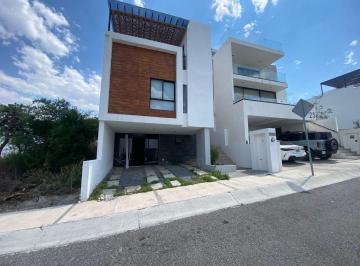 Casa de 3 habitaciones, El Marqués · Casa Birgminham en Renta en Zibatá Jicuri