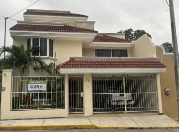 Casa · 345m² · 4 Recámaras · Casa en Venta Col. Chapultepec, Poza Rica, Veracruz