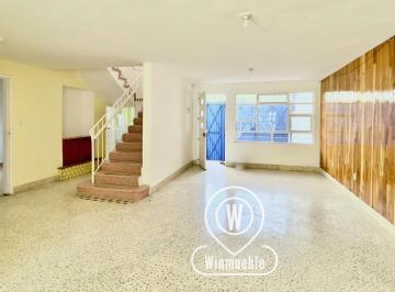 Casa uso de suelo · 398m² · 9 Recámaras · 2 Estacionamientos · Casa con Uso de Suelo en Merced Gomez