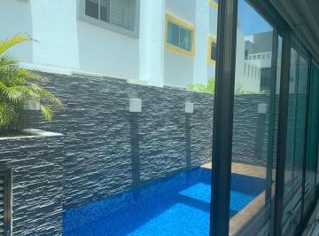 Casa · 300m² · 4 Recámaras · 2 Estacionamientos · Renta Casa 5 Recamaras en Residencial Aqua By Cumbres, Av Huyacan Cancún
