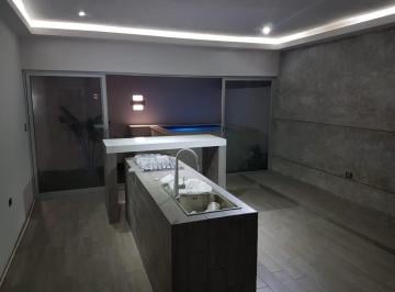 Casa · 240m² · 3 Recámaras · 2 Estacionamientos · Casa - Cancún