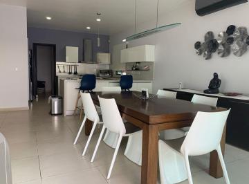 Casa · 3 Recámaras · 2 Estacionamientos · Venta Casa en Cumbres Cancún de 3 Recamaras