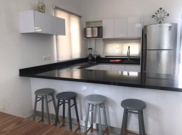 Casa · 220m² · 3 Recámaras · Renta Casa Amueblada en Lolka Cerca del Aeropuerto, Cancun de 3 Recamaras