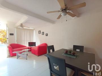 Casa · 67m² · 3 Recámaras · 1 Estacionamiento · Cierre de Venta Nex - Pvrcm