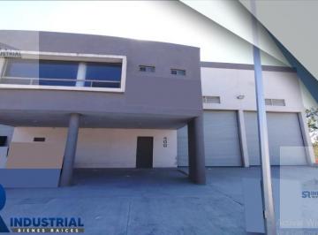 Bodega comercial · 855m² · 4 Estacionamientos · Bodega Industrial en Renta Apodaca